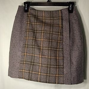 🌻Banana Republic size 2 Plaid Skirt